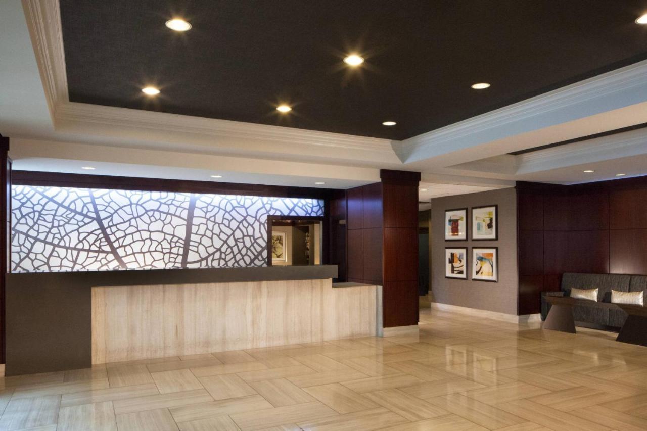 Dallas Marriott Suites Medical/Market Center Ngoại thất bức ảnh